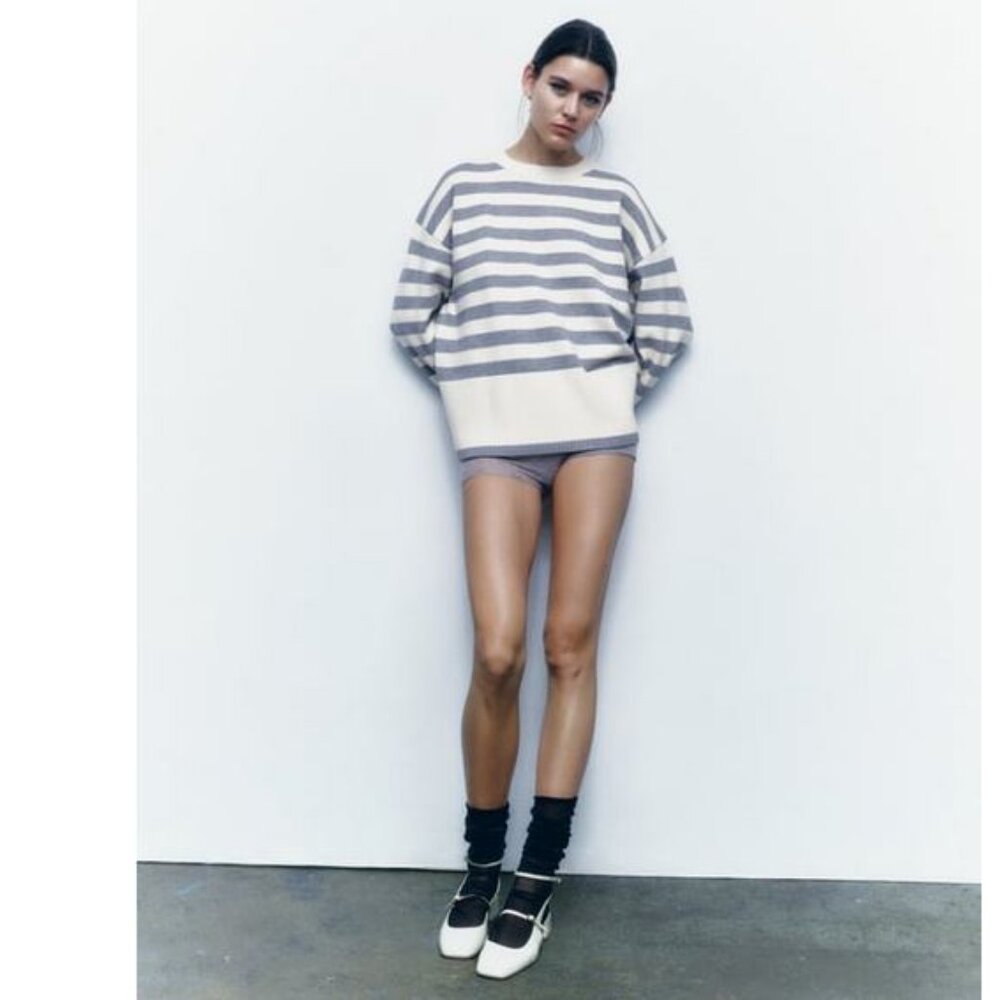 Zara Women’s Striped Knit Sweater in Beige and Gray, NWT, M